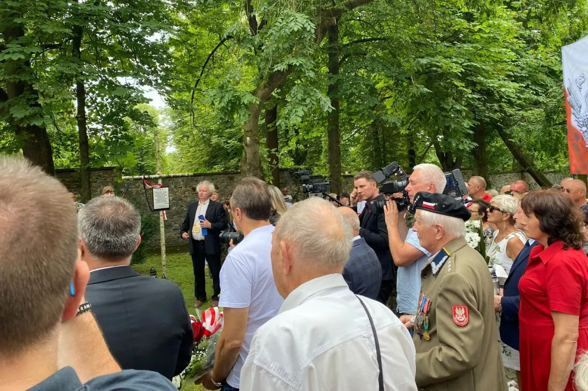 Kieleckie obchody 81. rocznicy ludobójstwa na Wołyniu - galeria zdjęć 4