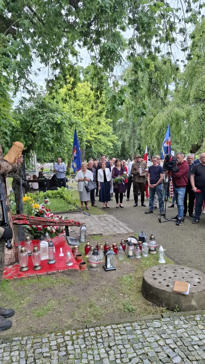 Kieleckie obchody 82. rocznicy ludobójstwa na Wołyniu - galeria zdjęć 9