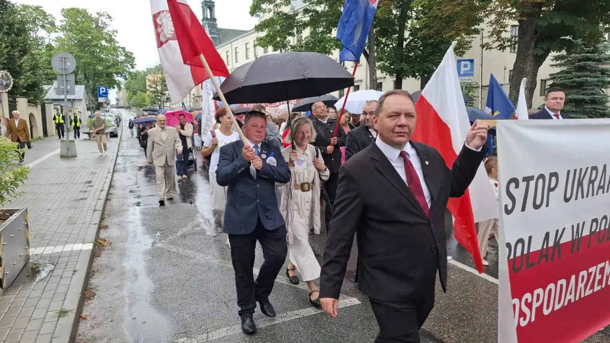 Kieleckie obchody 82. rocznicy ludobójstwa na Wołyniu - galeria zdjęć 22