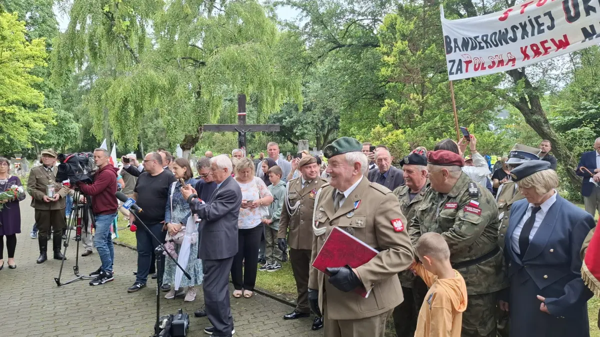 Kieleckie obchody 82. rocznicy ludobójstwa na Wołyniu - galeria zdjęć 27