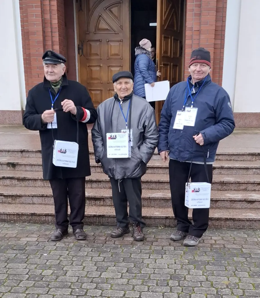 Zbiórka w parafii pw. Przemienienia Pańskiego w Białogonie - galeria zdjęć 3