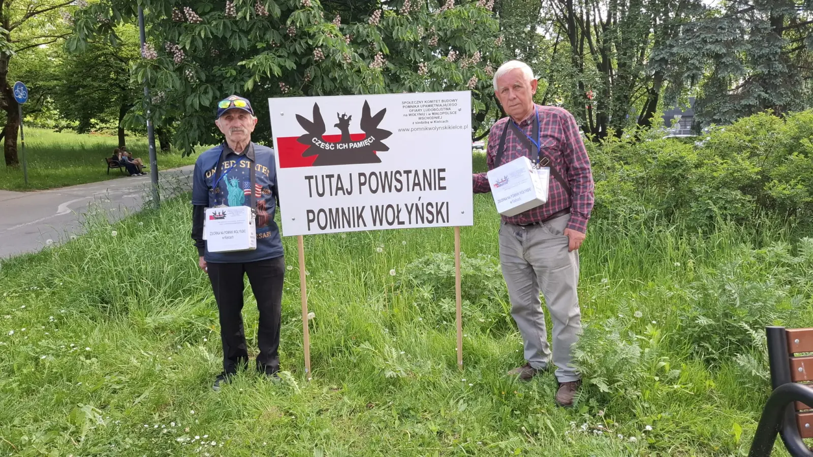 Zbiórka w miejscu lokalizacji Pomnika Wołyńskiego - galeria zdjęć 4