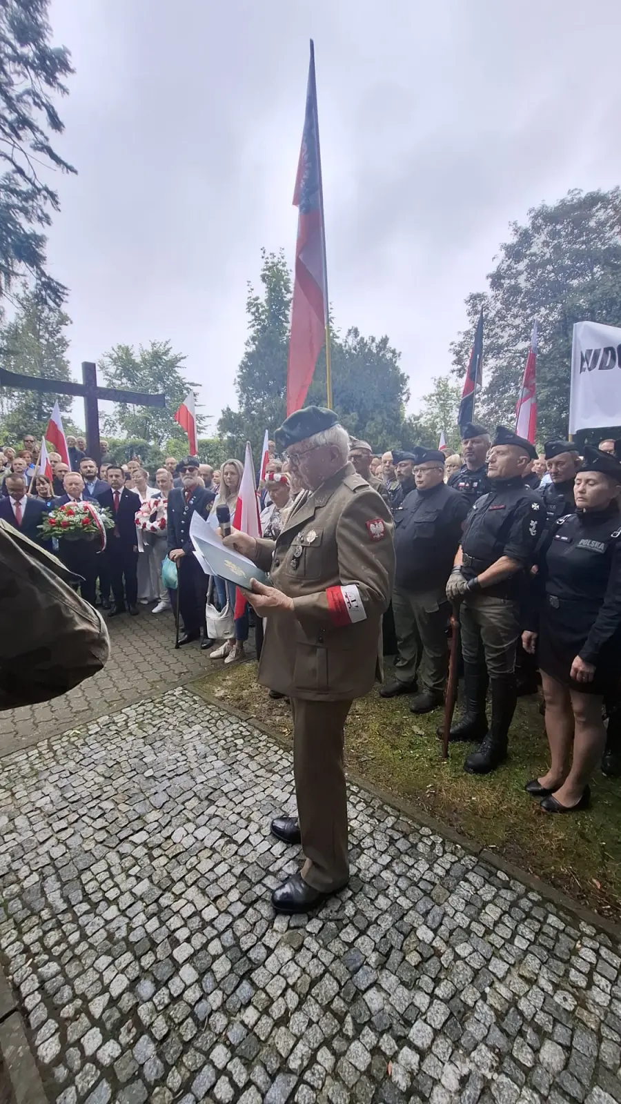 Kieleckie obchody Narodowego Dnia Pamięci Ofiar Ludobójstwa na Wołyniu i w Małopolsce Wschodniej - galeria zdjęć 20